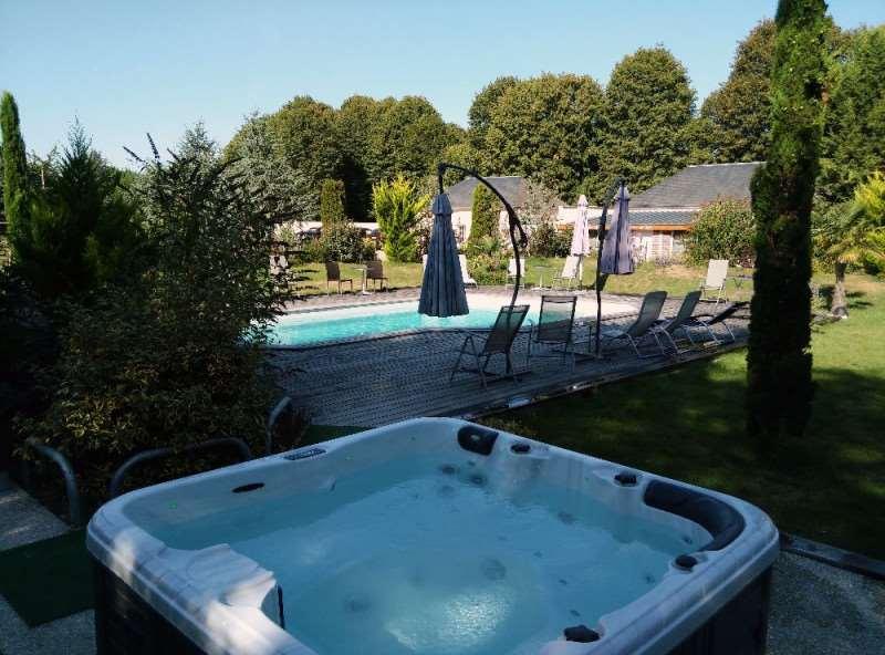 Domaine De Moresville Flacey  Servizi foto